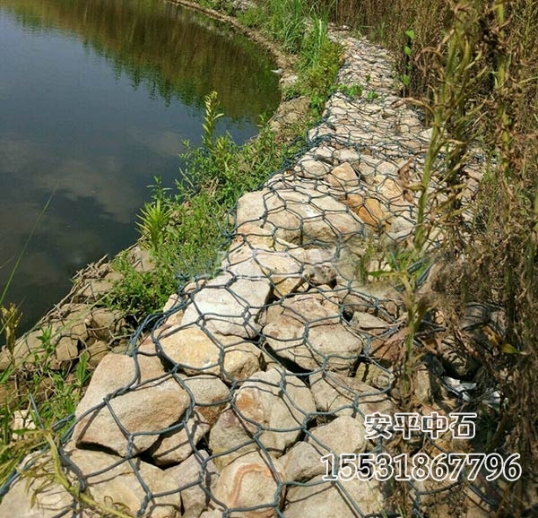 雷諾護墊護坡